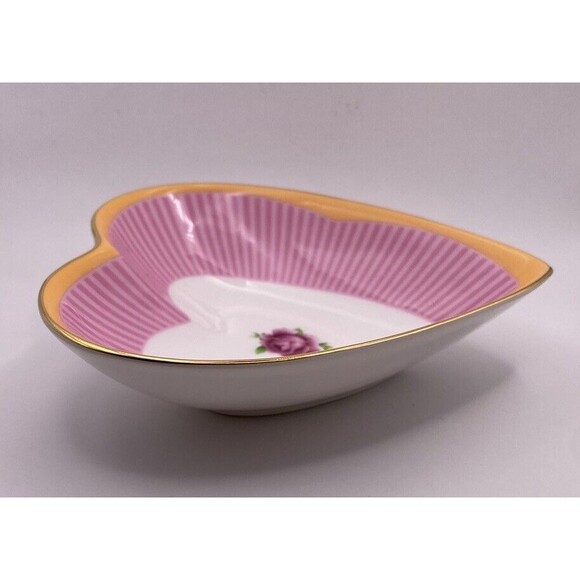 Royal Albert Sweet Stripe Candy Collection Heart Dish Used - Picture 10 of 16